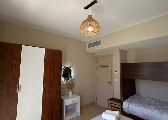 Mangroovy 2 Bedrooms With Access Apartment *