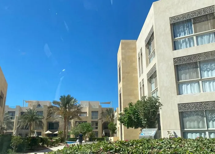 Mangroovy 2 Bedrooms With Access Hurghada