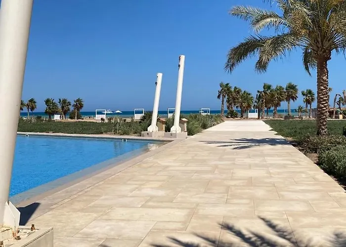 Mangroovy 2 Bedrooms With Access *